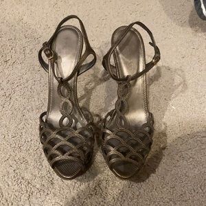 Sergio Ross t strap platform shoes size 38